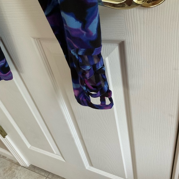 Like new No Boundaries leggings size XL - Picture 4 of 6